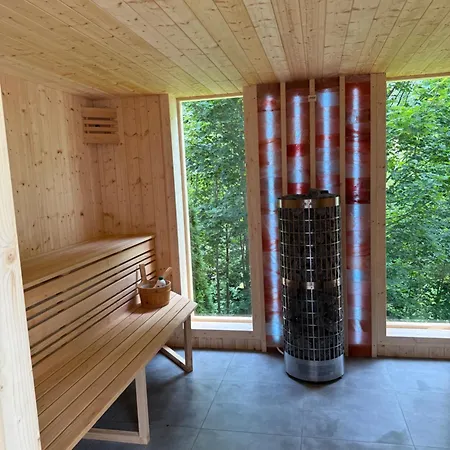 Przy Strumyku * רייצ'ה