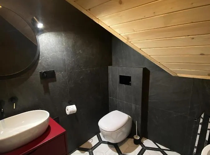 Przy Strumyku רייצ'ה