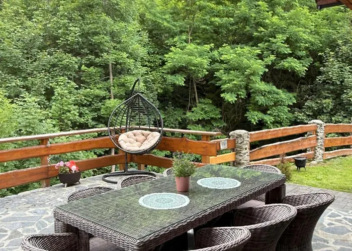 Przy Strumyku בית נופש *